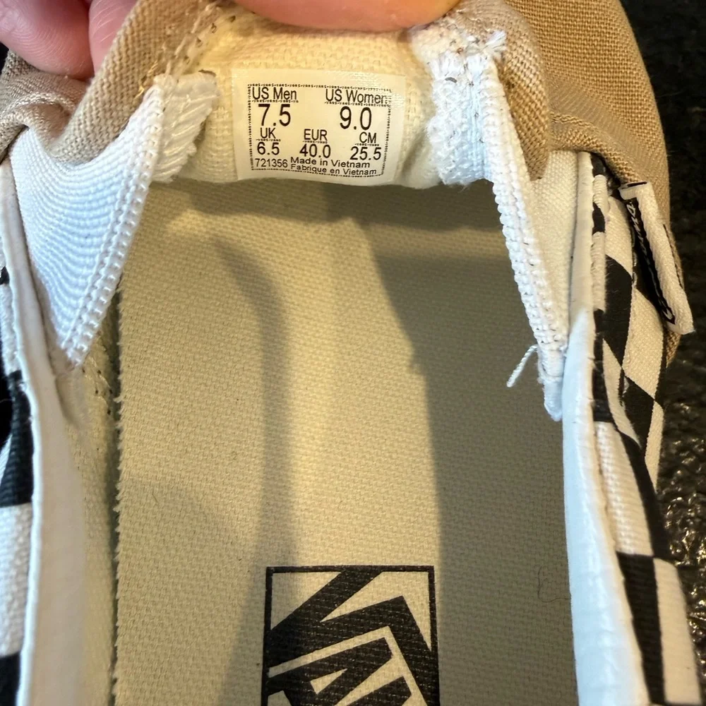 Vans Classic Slip-On Custom Sneakers size 9 women’s/7.5 men's - Picture 7 of 8